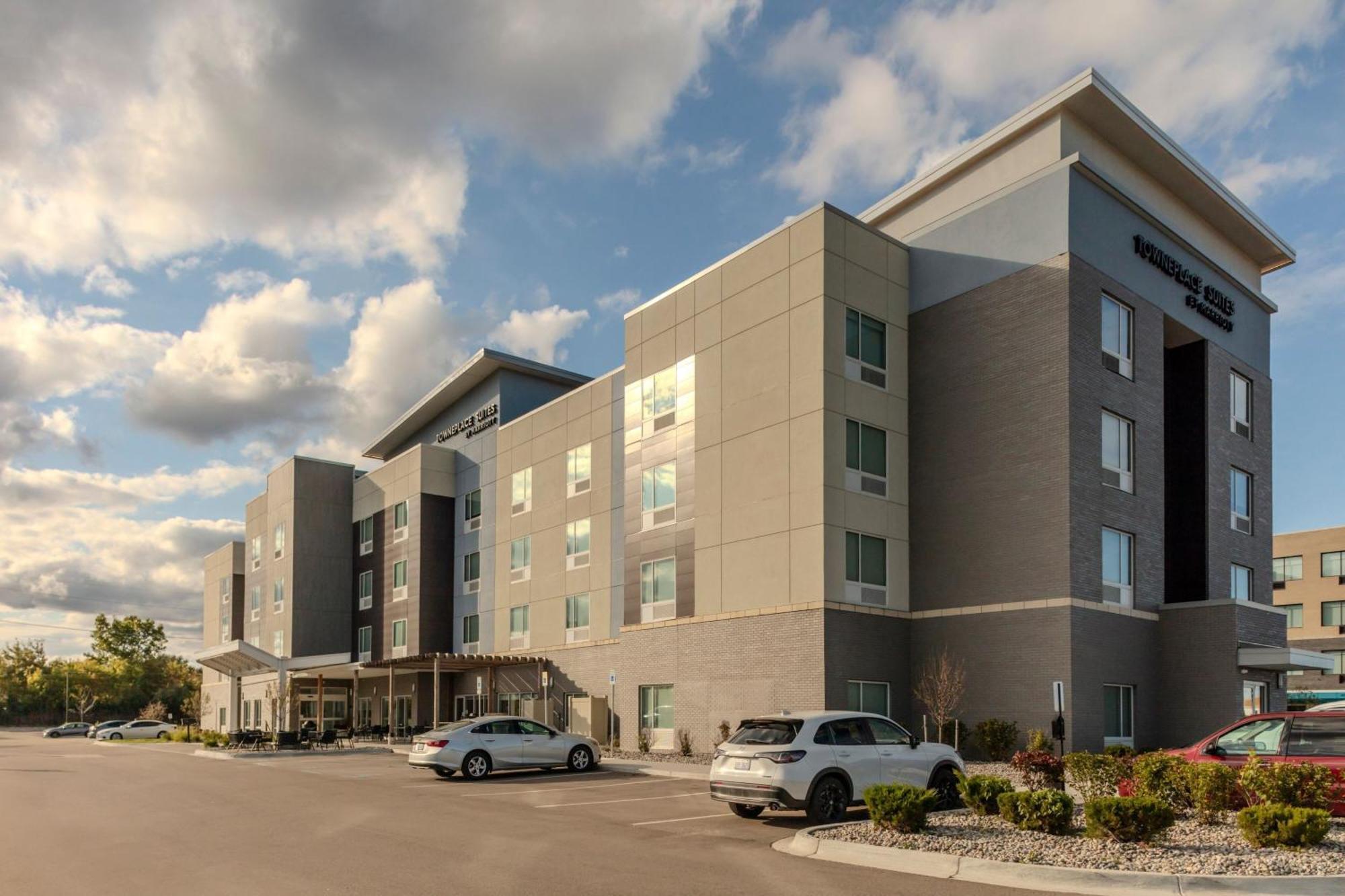 Towneplace Suites By Marriott Chesterfield Esterno foto